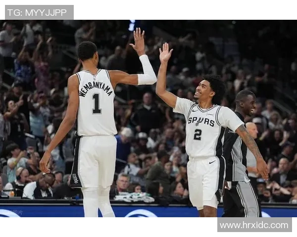 马刺与独行侠精彩对决回放全场亮点与精彩瞬间解析